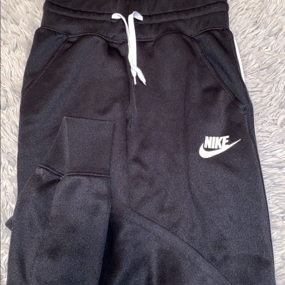 Nike joggers